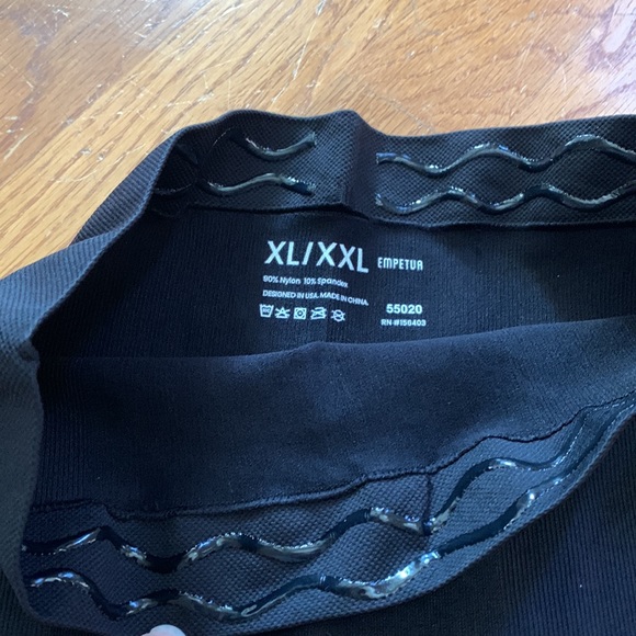 Shapermint Empetua High-Waisted shaper short - Picture 4 of 6